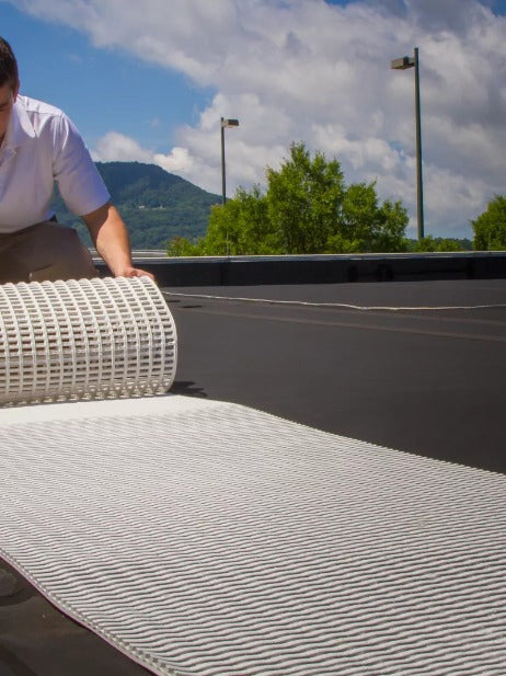 Slip-Resistant Walkway Mat for TPO Roofing and EPDM Roof Membranes – image 4 of 8