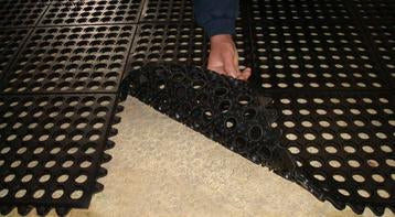 Tan Rubber Matting For Decking With Drainage Holes